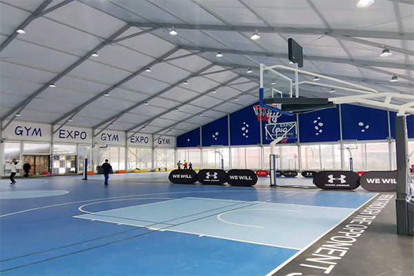 Model Kanopi Membrane Lapangan Tanpa Tiang Tengah