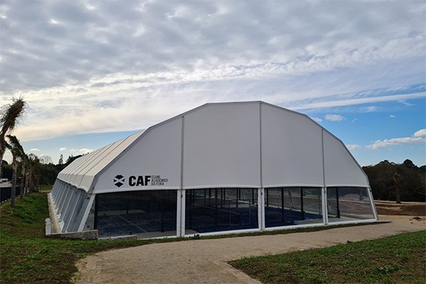 Kanopi Membrane Anti Panas untuk Lapangan Padel